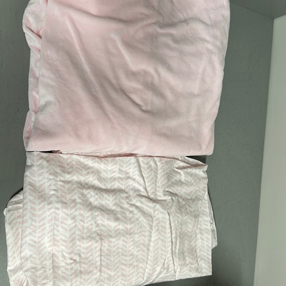 Pottery Barn Kids Crib Sheets - Picture 1 of 3
